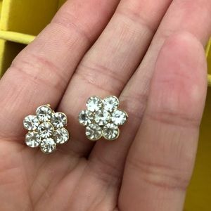 Flower diamond earrings